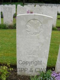 Etaples Military Cemetery - Andrews, George Armstrong